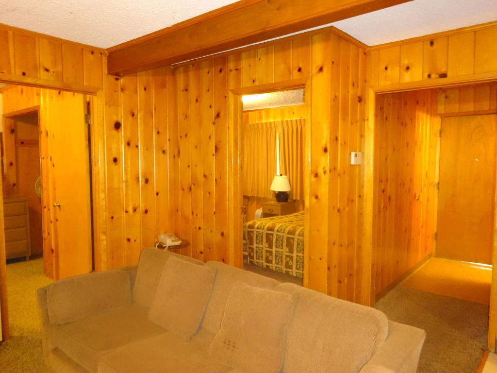 Boulder Lodge June Lake Bilik gambar