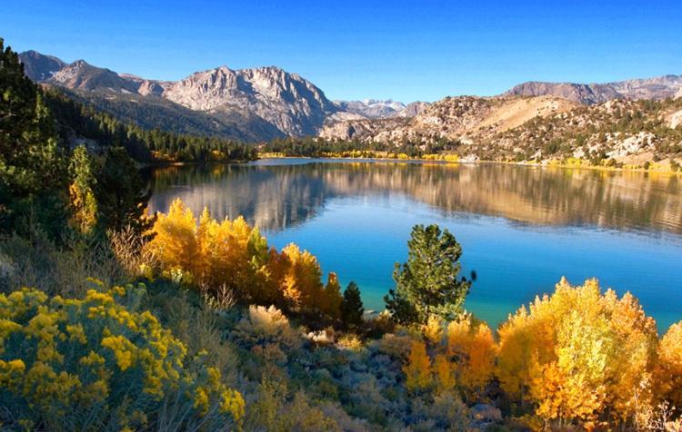 Boulder Lodge June Lake Luaran gambar